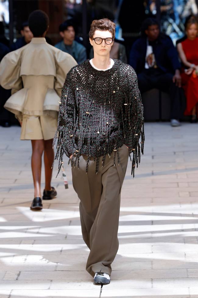 Sacai Spring 2025 Menswear; Photo: NowFashion.com