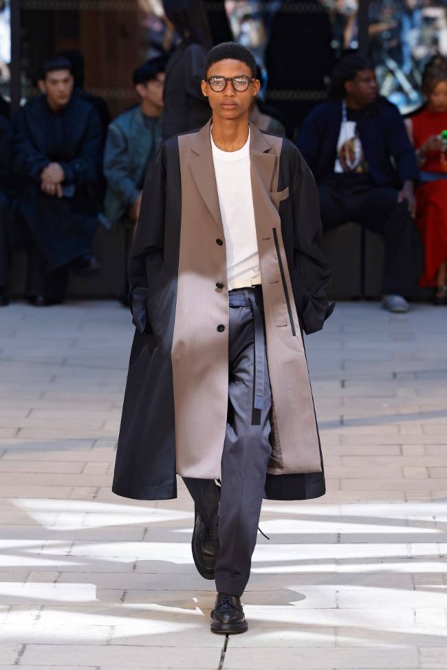 Sacai Spring 2025 Menswear; Photo: NowFashion.com
