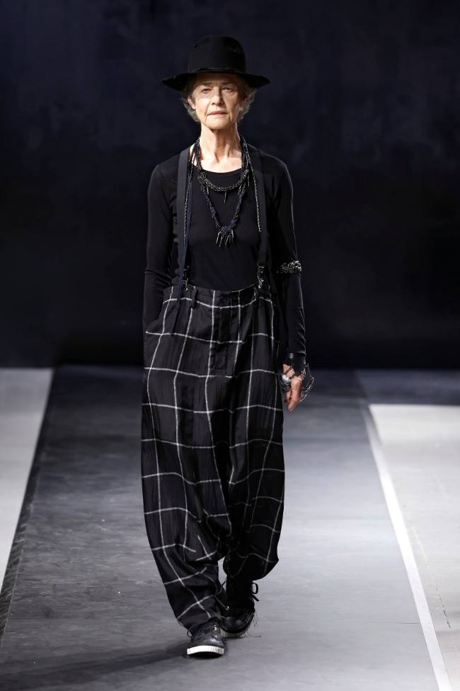 Yohji Yamamoto Spring 2025 Menswear; Photo: NowFashion.com