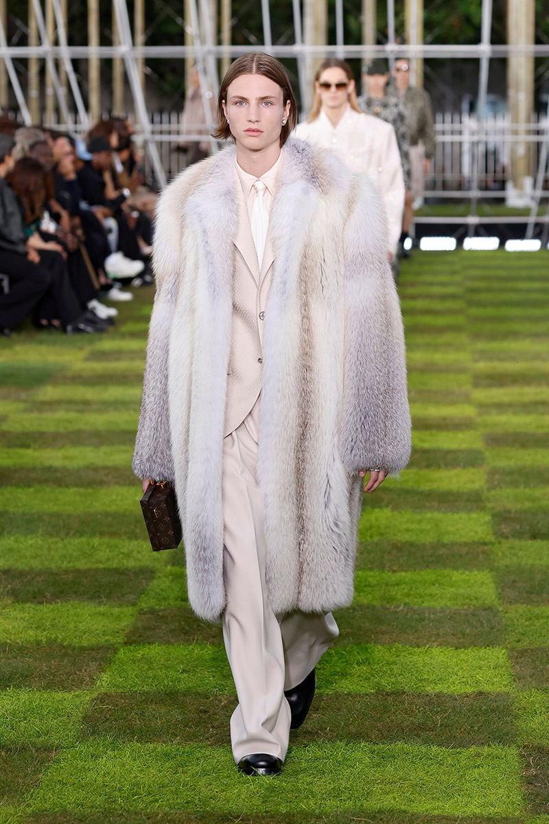 Louis Vuitton Spring 2025 Menswear [Paris] Creative Direction: Pharrell Williams