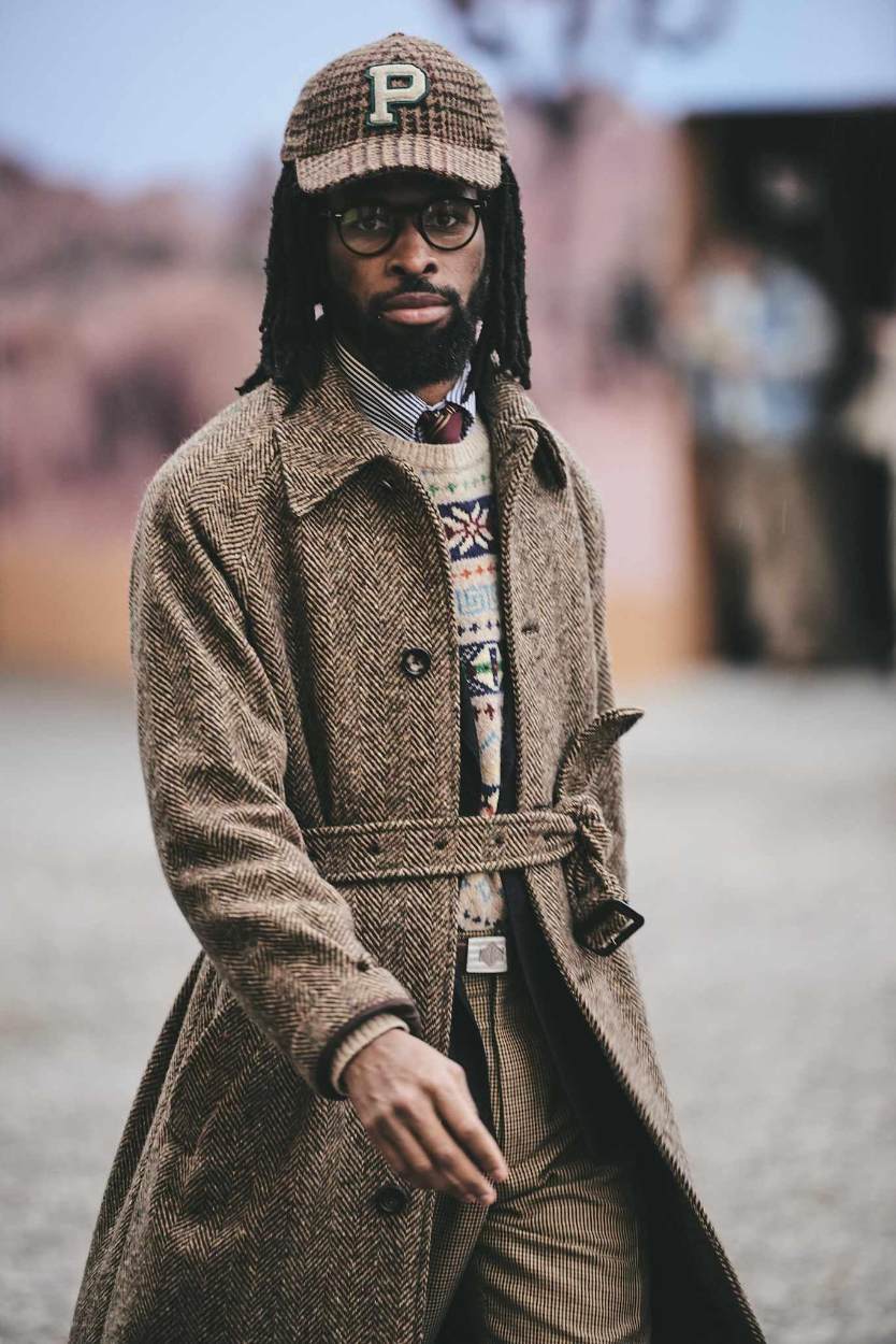 The Most Popular Fall 2026 Street Style Hats: Pitti Uomo Fall 2026 [Florence] Photo: Enrico Labriola | Courtesy of Pitti Immagine