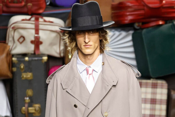 Moschino Spring 2025 Menswear Collection