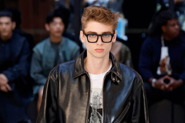 Sacai Spring 2025 Menswear Collection