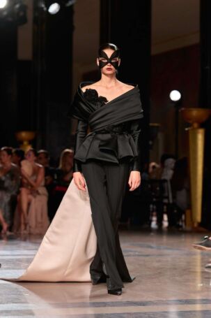 5/57 | Elie Saab Fall 2026 Haute Couture | Courtesy of Elie Saab Elie Saab Fall 2026 Haute Couture | Courtesy of Elie Saab