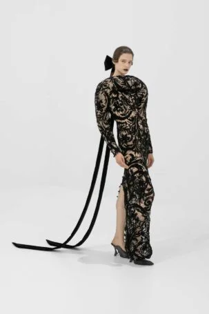 10/33 | Jean Paul Gaultier Fall 2026 Haute Couture | Courtesy of Jean Paul Gaultier Jean Paul Gaultier Fall 2026 Haute Couture | Courtesy of Jean Paul Gaultier
