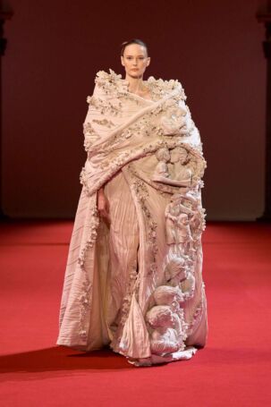 1/41 | Manish Malhotra Fall 2026 Haute Couture | Courtesy of Manish Malhotra Manish Malhotra Fall 2026 Haute Couture | Courtesy of Manish Malhotra