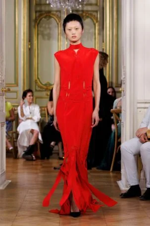 8/29 | Standing Ground Fall 2026 Haute Couture | Photo: Ik Aldama | Courtesy of Standing Ground Standing Ground Fall 2026 Haute Couture | Photo: Ik Aldama | Courtesy of Standing Ground
