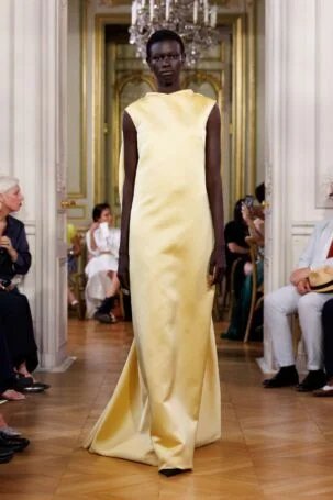 9/29 | Standing Ground Fall 2026 Haute Couture | Photo: Ik Aldama | Courtesy of Standing Ground Standing Ground Fall 2026 Haute Couture | Photo: Ik Aldama | Courtesy of Standing Ground