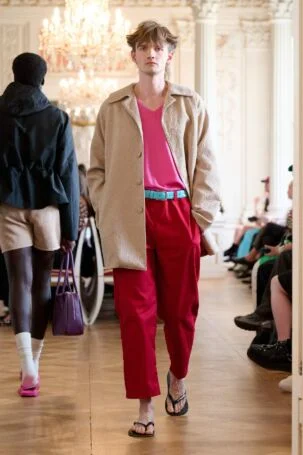 12/24 | Andrej Gronau Spring 2027 | Photo: James Cochrane | Courtesy of Berlin Fashion Week Andrej Gronau Spring 2027 | Photo: James Cochrane | Courtesy of Berlin Fashion Week