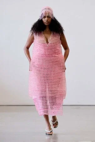 7/27 | Fruché Spring 2027 | Photo: James Cochrane | Courtesy of Berlin Fashion Week Fruché Spring 2027 | Photo: James Cochrane | Courtesy of Berlin Fashion Week