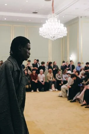 7/43 | Haderlump Spring 2027 Setting | Photo: Ben Mönks | Courtesy of Berlin Fashion Week Haderlump Spring 2027 Setting | Photo: Ben Mönks | Courtesy of Berlin Fashion Week