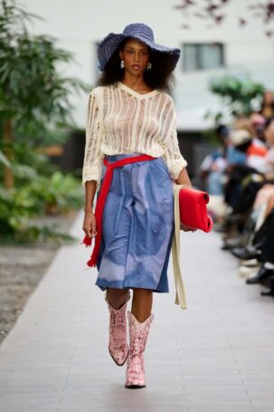 12/21 | IMPARI Spring 2027 | Photo: James Cochrane | Courtesy of Berlin Fashion Week IMPARI Spring 2027 | Photo: James Cochrane | Courtesy of Berlin Fashion Week