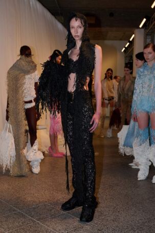 12/15 | Kasia Kucharska Spring 2027 | Photo: James Cochrane | Courtesy of Berlin Fashion Week Kasia Kucharska Spring 2027 | Photo: James Cochrane | Courtesy of Berlin Fashion Week