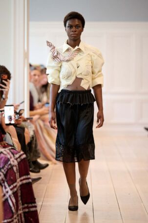 4/31 | Kolya Bogatyrev Spring 2027 | Photo: James Cochrane | Courtesy of Berlin Fashion Week Kolya Bogatyrev Spring 2027 | Photo: James Cochrane | Courtesy of Berlin Fashion Week