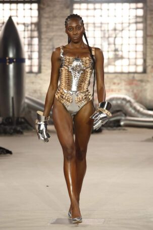 6/38 | Marina Hoermanseder Spring 2027 | Photo: Boris Marberg | Courtesy of Berlin Fashion Week Marina Hoermanseder Spring 2027 | Photo: Boris Marberg | Courtesy of Berlin Fashion Week