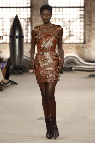 8/38 | Marina Hoermanseder Spring 2027 | Photo: Boris Marberg | Courtesy of Berlin Fashion Week Marina Hoermanseder Spring 2027 | Photo: Boris Marberg | Courtesy of Berlin Fashion Week