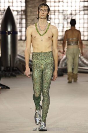 12/38 | Marina Hoermanseder Spring 2027 | Photo: Boris Marberg | Courtesy of Berlin Fashion Week Marina Hoermanseder Spring 2027 | Photo: Boris Marberg | Courtesy of Berlin Fashion Week