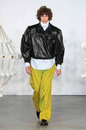 3/31 | Mariusz Przybylski Spring 2027 | Photo: Boris Marberg | Courtesy of Berlin Fashion Week Mariusz Przybylski Spring 2027 | Photo: Boris Marberg | Courtesy of Berlin Fashion Week