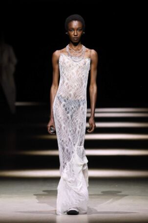 2/31 | Rebekka Ruétz Spring 2027 | Photo: Boris Marberg | Courtesy of Berlin Fashion Week Rebekka Ruétz Spring 2027 | Photo: Boris Marberg | Courtesy of Berlin Fashion Week