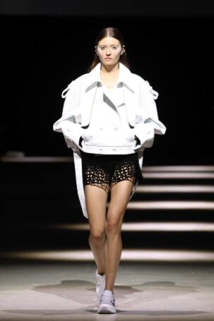 3/31 | Rebekka Ruétz Spring 2027 | Photo: Boris Marberg | Courtesy of Berlin Fashion Week Rebekka Ruétz Spring 2027 | Photo: Boris Marberg | Courtesy of Berlin Fashion Week