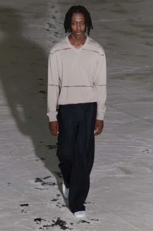 1/39 | SF1OG Spring 2027 | Photo: Emil Dietrich | Courtesy of Berlin Fashion Week SF1OG Spring 2027 | Photo: Emil Dietrich | Courtesy of Berlin Fashion Week
