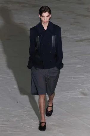 3/39 | SF1OG Spring 2027 | Photo: Emil Dietrich | Courtesy of Berlin Fashion Week SF1OG Spring 2027 | Photo: Emil Dietrich | Courtesy of Berlin Fashion Week