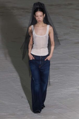 10/39 | SF1OG Spring 2027 | Photo: Emil Dietrich | Courtesy of Berlin Fashion Week SF1OG Spring 2027 | Photo: Emil Dietrich | Courtesy of Berlin Fashion Week