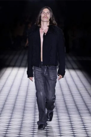 7/27 | Unvain Spring 2027 | Photo: Andreas Hofrichter | Courtesy of Berlin Fashion Week Unvain Spring 2027 | Photo: Andreas Hofrichter | Courtesy of Berlin Fashion Week