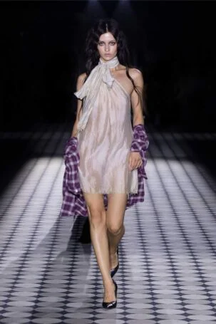 12/27 | Unvain Spring 2027 | Photo: Andreas Hofrichter | Courtesy of Berlin Fashion Week Unvain Spring 2027 | Photo: Andreas Hofrichter | Courtesy of Berlin Fashion Week