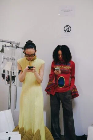 5/60 | William Fan Spring 2027 Backstage | Photo: Ben Mönks | Courtesy of Berlin Fashion Week William Fan Spring 2027 Backstage | Photo: Ben Mönks | Courtesy of Berlin Fashion Week