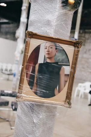 7/60 | William Fan Spring 2027 Backstage | Photo: Ben Mönks | Courtesy of Berlin Fashion Week William Fan Spring 2027 Backstage | Photo: Ben Mönks | Courtesy of Berlin Fashion Week