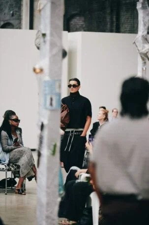 7/35 | William Fan Spring 2027 Setting | Photo: Ben Mönks | Courtesy of Berlin Fashion Week William Fan Spring 2027 Setting | Photo: Ben Mönks | Courtesy of Berlin Fashion Week