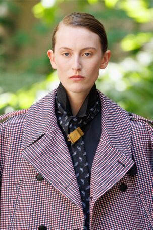 5/79 | Beautiful People Spring 2027 Menswear Details | Courtesy of Beautiful People Beautiful People Spring 2027 Menswear Details | Courtesy of Beautiful People