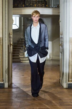 1/67 | Dior Homme Spring 2027 Menswear | Courtesy of Dior Dior Homme Spring 2027 Menswear | Courtesy of Dior