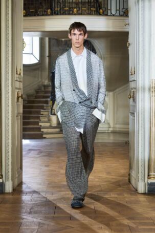 2/67 | Dior Homme Spring 2027 Menswear | Courtesy of Dior Dior Homme Spring 2027 Menswear | Courtesy of Dior