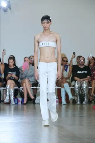 8/32 | Jeanne Friot Spring 2027 Menswear | Courtesy of Jeanne Friot Jeanne Friot Spring 2027 Menswear | Courtesy of Jeanne Friot
