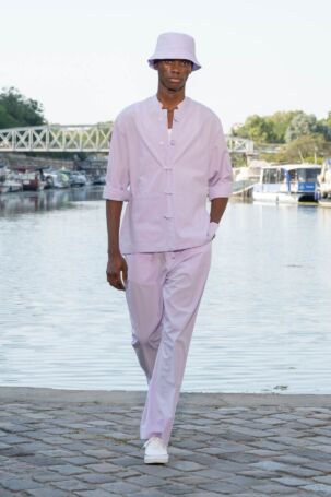 4/34 | Officine Générale Spring 2027 Menswear | Courtesy of Officine Générale Officine Générale Spring 2027 Menswear | Courtesy of Officine Générale