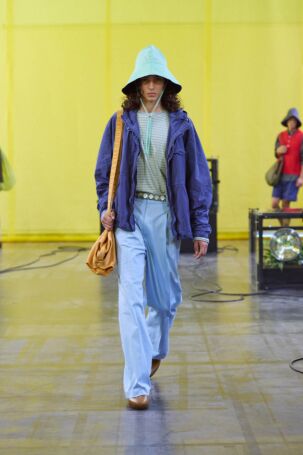 8/26 | Solid Homme Spring 2027 Menswear | Photo: Luca Tombolini | Courtesy of Solid Homme Solid Homme Spring 2027 Menswear | Photo: Luca Tombolini | Courtesy of Solid Homme
