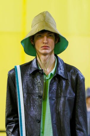 9/125 | Solid Homme Spring 2027 Menswear Details | Courtesy of Solid Homme Solid Homme Spring 2027 Menswear Details | Courtesy of Solid Homme