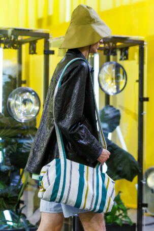11/125 | Solid Homme Spring 2027 Menswear Details | Courtesy of Solid Homme Solid Homme Spring 2027 Menswear Details | Courtesy of Solid Homme