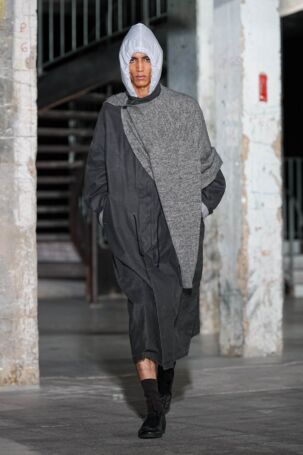 8/33 | YOKE Spring 2027 Menswear | Courtesy of YOKE YOKE Spring 2027 Menswear | Courtesy of YOKE