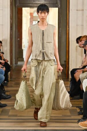 1/34 | ZIGGY CHEN Spring 2027 Menswear | Photo: Alessandro Tinelli | Courtesy of ZIGGY CHEN ZIGGY CHEN Spring 2027 Menswear | Photo: Alessandro Tinelli | Courtesy of ZIGGY CHEN