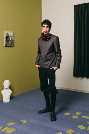 3/31 | Absent Findings Spring 2027 Menswear | Photo: Laura Puscasu | Courtesy of Absent Findings Absent Findings Spring 2027 Menswear | Photo: Laura Puscasu | Courtesy of Absent Findings