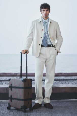 9/28 | Etro Spring 2027 Menswear | Courtesy of Etro Etro Spring 2027 Menswear | Courtesy of Etro