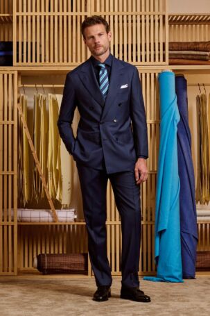 7/32 | Kiton Spring 2027 Menswear | Courtesy of Kiton Kiton Spring 2027 Menswear | Courtesy of Kiton