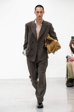 11/31 | Paul Smith Spring 2027 Menswear | Courtesy of Paul Smith Paul Smith Spring 2027 Menswear | Courtesy of Paul Smith