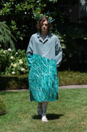 1/25 | SHINYAKOZUKA Spring 2027 Menswear | Courtesy of SHINYAKOZUKA SHINYAKOZUKA Spring 2027 Menswear | Courtesy of SHINYAKOZUKA