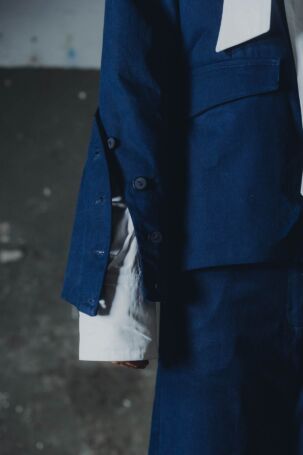 5/27 | State of Chaos Spring 2027 Menswear Details | Photo: María Viacava | Courtesy of State of Chaos State of Chaos Spring 2027 Menswear Details | Photo: María Viacava | Courtesy of State of Chaos