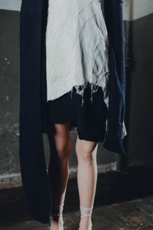 8/27 | State of Chaos Spring 2027 Menswear Details | Photo: María Viacava | Courtesy of State of Chaos State of Chaos Spring 2027 Menswear Details | Photo: María Viacava | Courtesy of State of Chaos