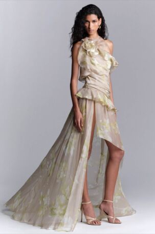 11/67 | Elie Saab Resort 2027 | Courtesy of Elie Saab Elie Saab Resort 2027 | Courtesy of Elie Saab